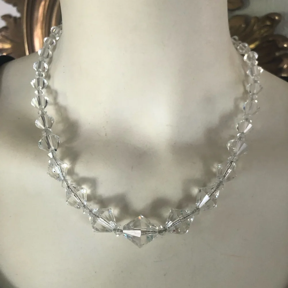 Vintage Graduating Glass Crystal Necklace